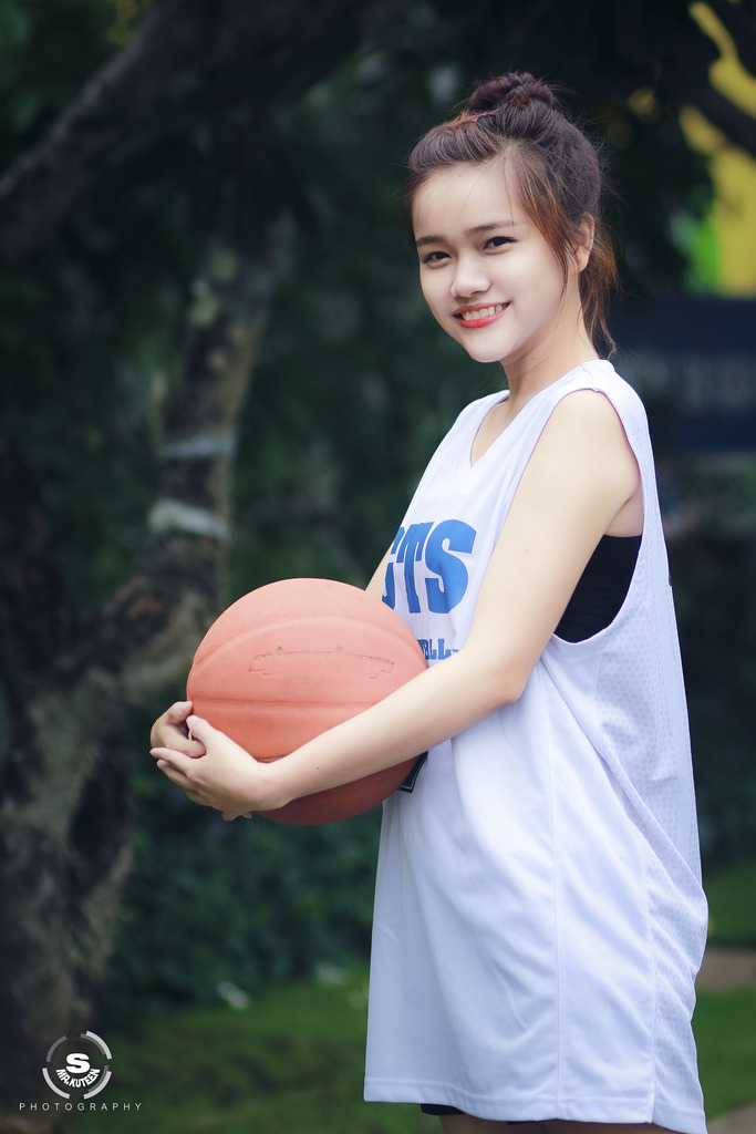 女体残虐拘束拷问炼狱视频